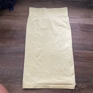 Vitality / balance athletica yellow pencil skirt